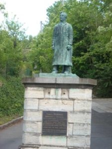 François Debergue Monument at Bougival.